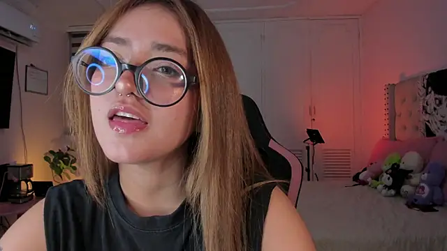 SweetJennaa online show from 1, 10, 2025