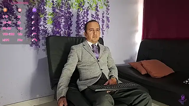 Snapshot of yazfore2 chatting on 17, 6, 2026 yazfore2 online show from 17, 6, 2026