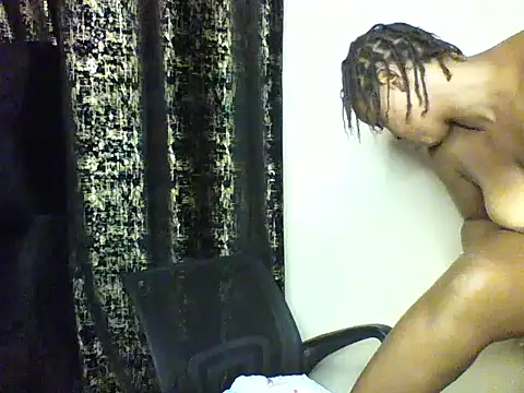 Candii wet  online show from 3, 10, 2025