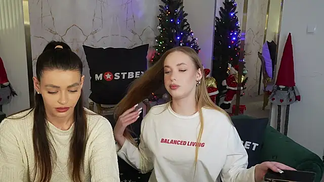 Gabriella054 online show from 3, 1, 2025