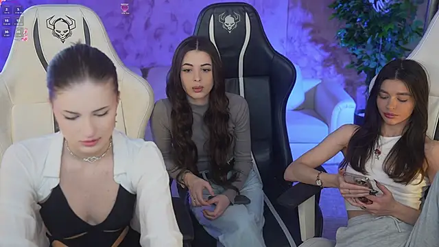 Gabriella054 online show from 18, 3, 2025