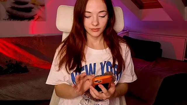 MiaRouge online show from 21, 10, 2025