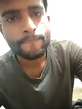 PRIYANHUxh online show from 20, 4, 2026