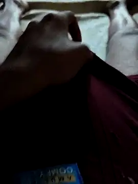 PRIYANHUxh online show from 23, 4, 2026
