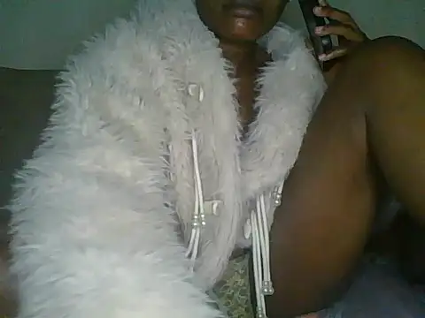 Candykitten online show from 19, 12, 2025