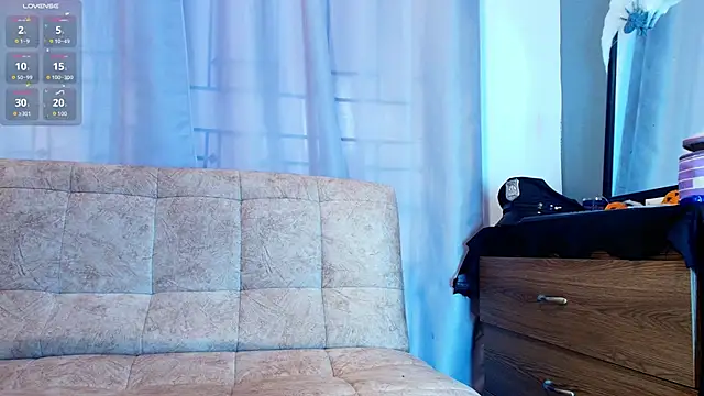 jade brunnette online show from 30, 10, 2025