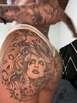 Zaratattoox online show from 14, 4, 2026