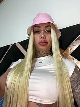 Zaratattoox online show from 6, 6, 2026