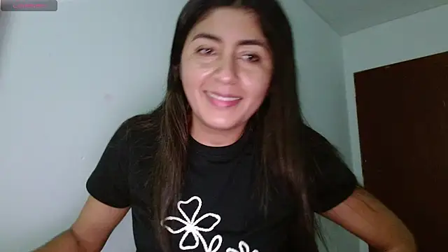 Snapshot of danna_peterson1 chatting on 21, 6, 2026 danna peterson1 online show from 21, 6, 2026