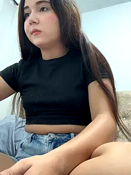 Snapshot of mia_cooper_24 chatting on 22, 9, 2025 mia cooper 24 online show from 22, 9, 2025