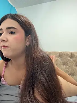 Snapshot of mia_cooper_24 chatting on 19, 6, 2026 mia cooper 24 online show from 19, 6, 2026