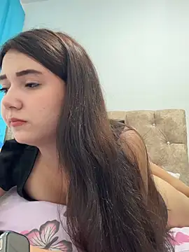 mia cooper 24 online show from 15, 4, 2026