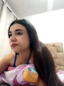 Snapshot of mia_cooper_24 chatting on 7, 11, 2025 mia cooper 24 online show from 7, 11, 2025