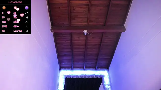 Snapshot of Mariana_Hasper_ chatting on 7, 1, 2025 Mariana Hasper online show from 7, 1, 2025