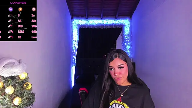 Snapshot of Mariana_Hasper_ chatting on 6, 1, 2025 Mariana Hasper online show from 6, 1, 2025