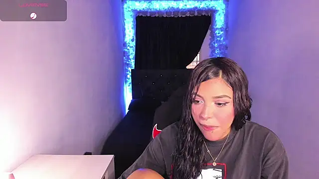 Snapshot of Mariana_Hasper_ chatting on 8, 2, 2025 Mariana Hasper online show from 8, 2, 2025