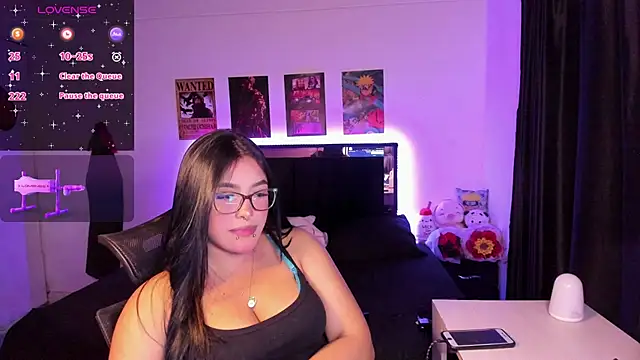 Mariana Hasper  online show from 4, 3, 2026