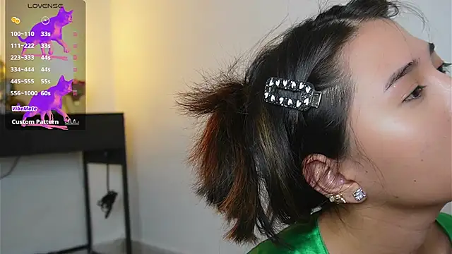 Snapshot of AlessiaVix chatting on 6, 3, 2025 AlessiaVix online show from 6, 3, 2025