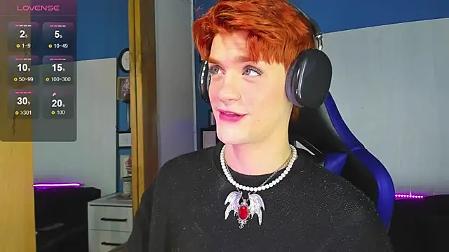 VladHellsing4 online show from 3, 10, 2025