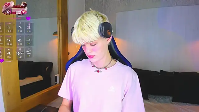 VladHellsing4 online show from 2, 4, 2026