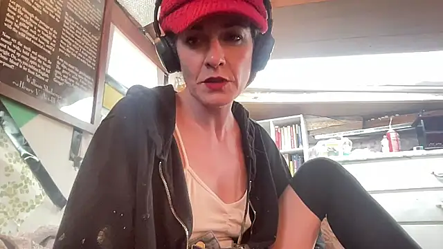 maythegr8ness online show from 17, 2, 2025