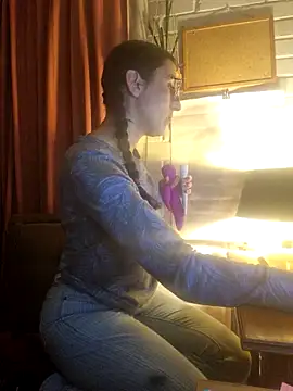 Afrania online show from 21, 4, 2026