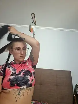 Afrania online show from 4, 12, 2025