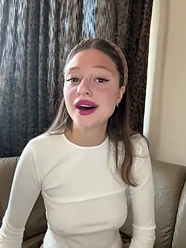 Kimsweet7 online show from 28, 9, 2025