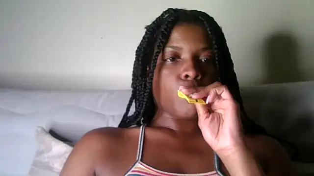 Snapshot of CaramelGoddessxoxo chatting on 3, 6, 2026 CaramelGoddessxoxo online show from 3, 6, 2026