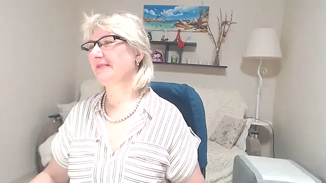 FleurMays online show from 7, 3, 2025