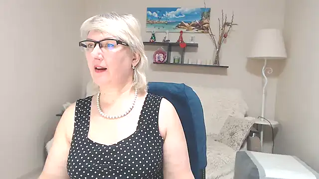 FleurMays online show from 11, 3, 2025