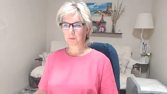 FleurMays online show from 26, 9, 2025