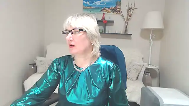 FleurMays online show from 3, 3, 2025