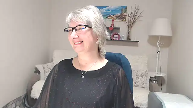 FleurMays online show from 7, 11, 2025