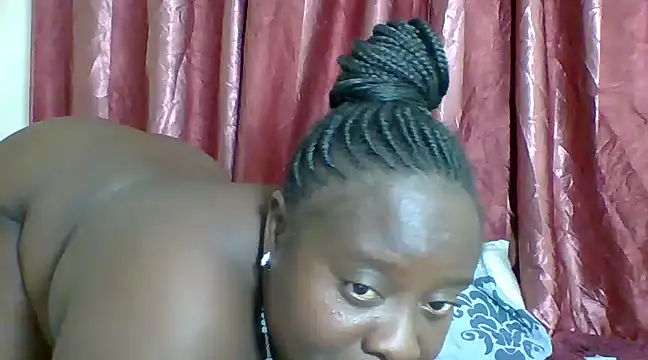 Snapshot of Hotwife8 chatting on 27, 12, 2024 Hotwife8 online show from 27, 12, 2024