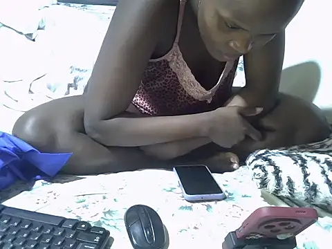 ebony sonya online show from 12, 10, 2025