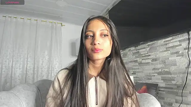 Loren parissi online show from 19, 2, 2025