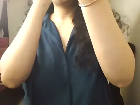 Snapshot of MakeMeCumAhh chatting on 29, 11, 2025 MakeMeCumAhh online show from 29, 11, 2025