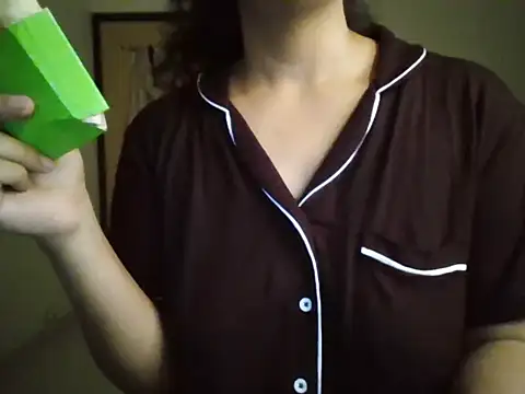 MakeMeCumAhh online show from 4, 4, 2026