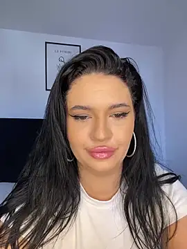 Snapshot of Nefera_De_Nile chatting on 4, 3, 2025 Nefera De Nile online show from 4, 3, 2025