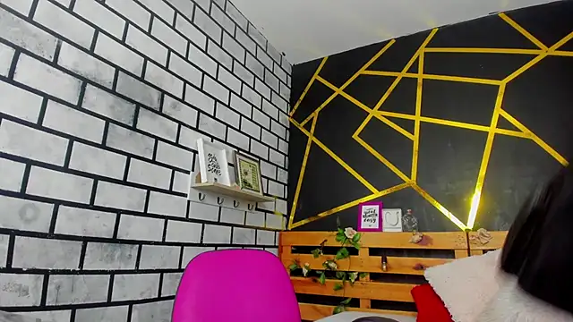 kathina giraldo online show from 21, 10, 2025