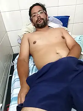 lele9457 online show from 4, 12, 2025