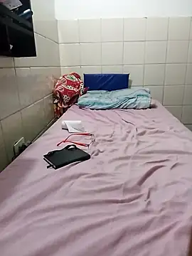 lele9457 online show from 6, 10, 2025