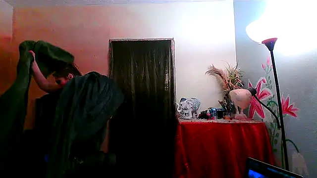 lilyhornyhousewife online show from 12, 2, 2025