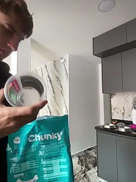 oliver Lz online show from 8, 10, 2025