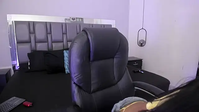 Gabriela Lopez1 online show from 7, 1, 2026