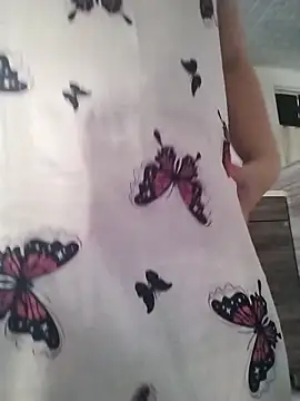 HannahEmmax2 online show from 19, 9, 2025