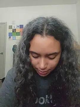 cinnaminnie online show from 6, 6, 2026