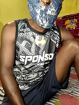 Snapshot of Hunter_boy9 chatting on 4, 11, 2025 Hunter boy9 online show from 4, 11, 2025