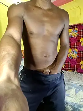 Snapshot of Hunter_boy9 chatting on 27, 10, 2025 Hunter boy9 online show from 27, 10, 2025